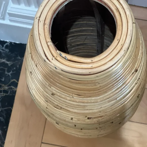 BOGO 50% OFF the second one Natural Indonesian rattan vase - Picture 5 of 14